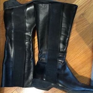 Black PRADA flat boots in 38.5